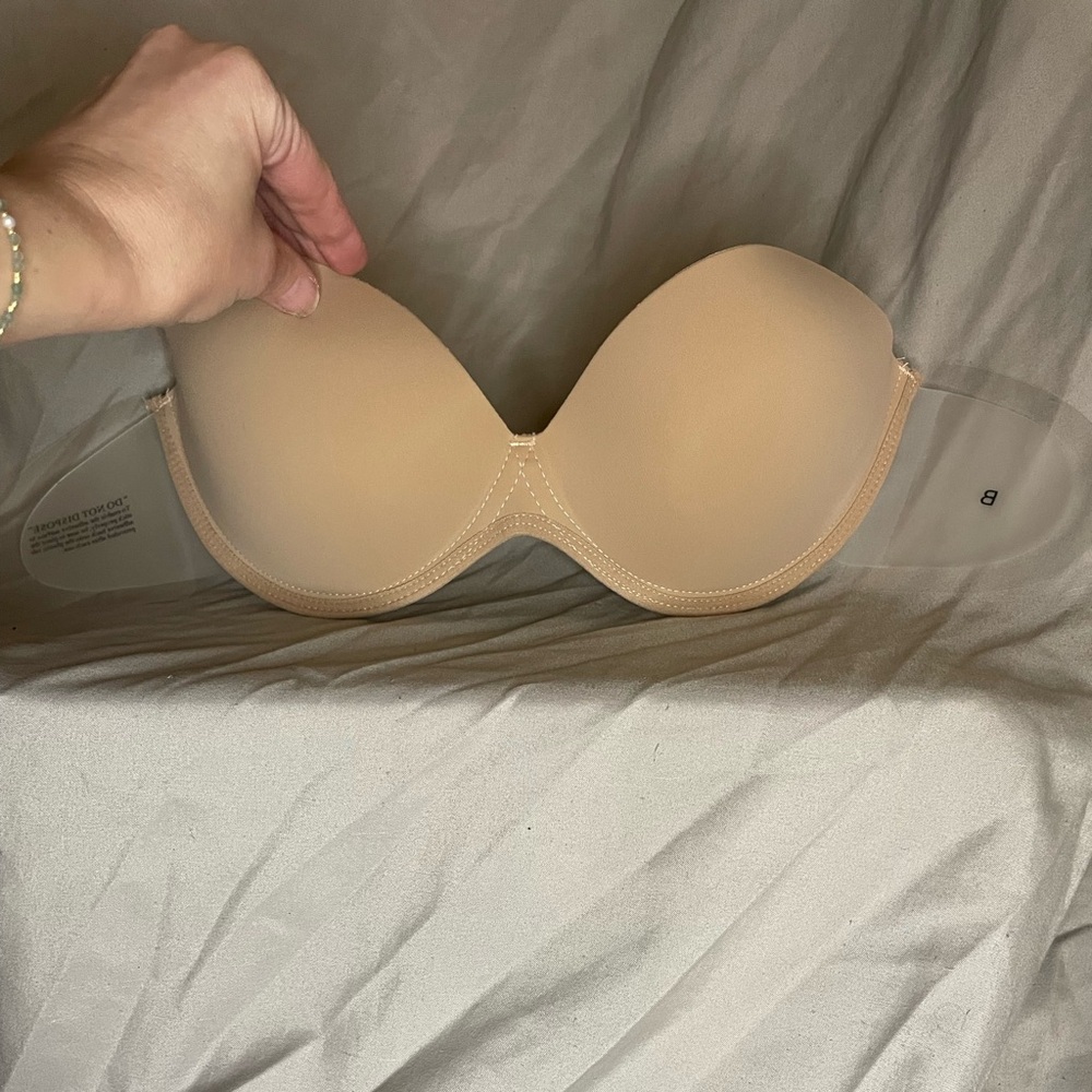 NEW Backless Strapless Reusable Bra - Picture 2 of 10
